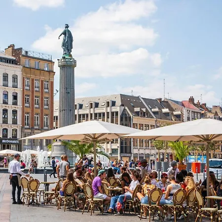 Hypercentre -appartement 2ch, 5p Daire Lille